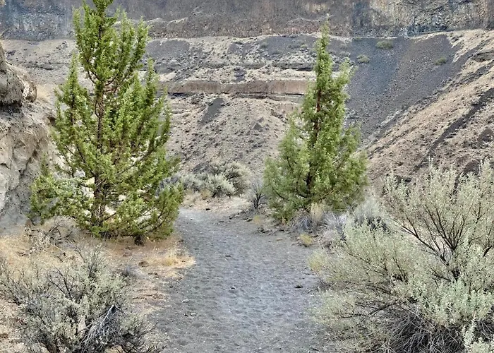 Smith Rock Resort